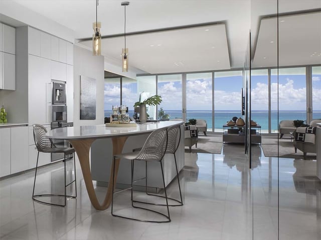 Jade Signature Sunny Isles — image 4