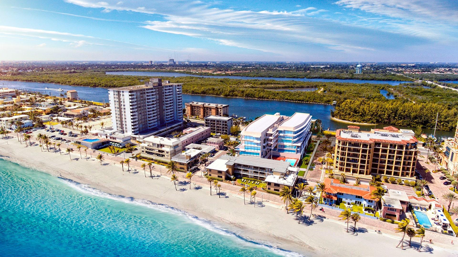 Eturna Beachside Hollywood