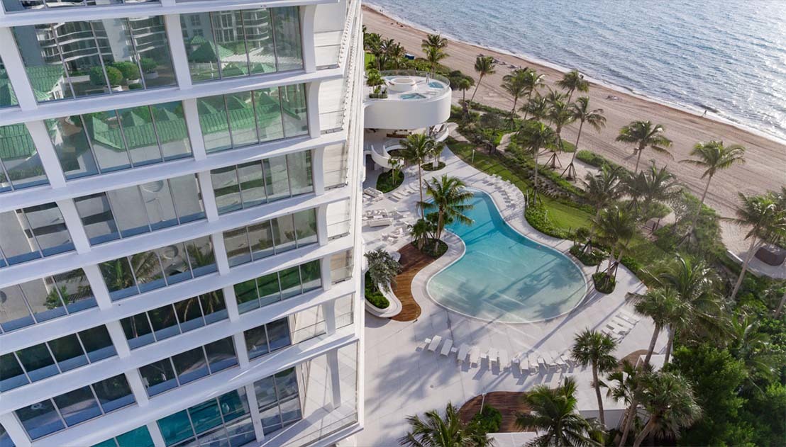 Jade Signature Sunny Isles — image 1