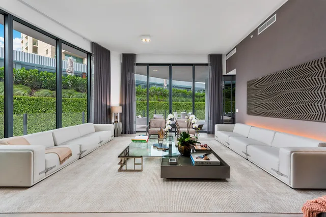 Park Grove — image 3