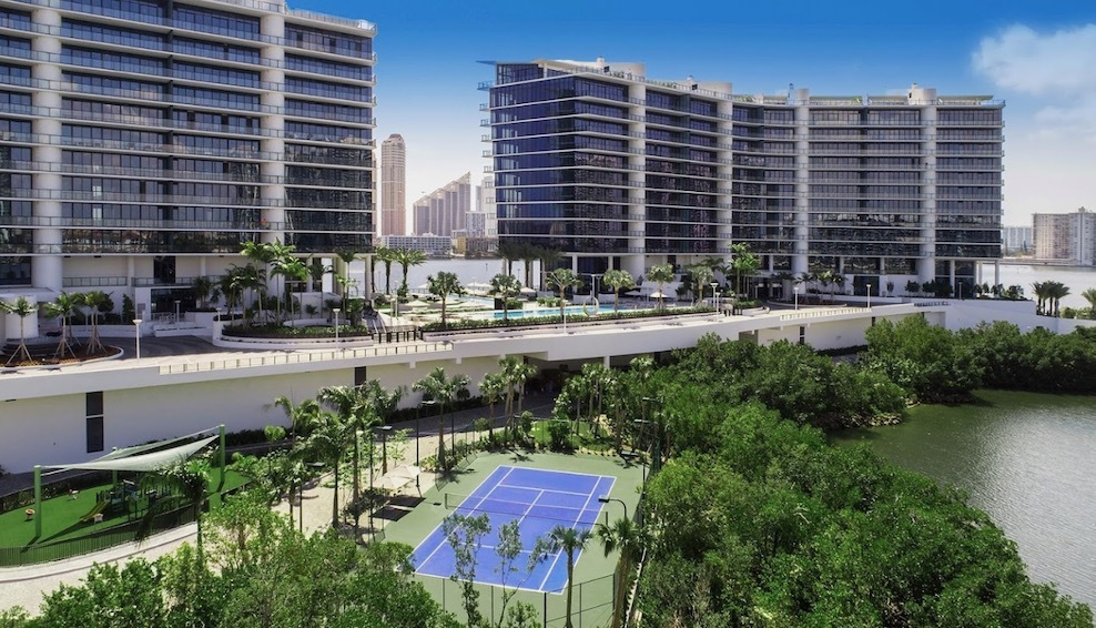Prive Island Residences — image 1